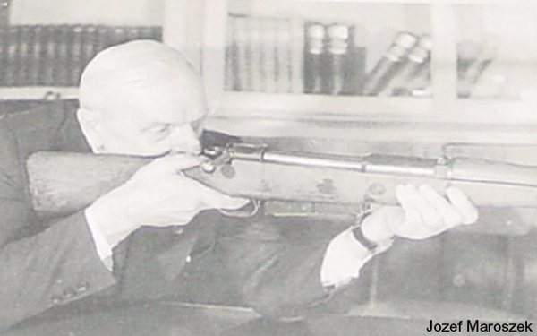 7.92-X-107-MAROSZEK-pic2