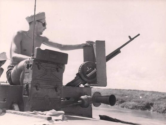 REIBEL-MAC31-b