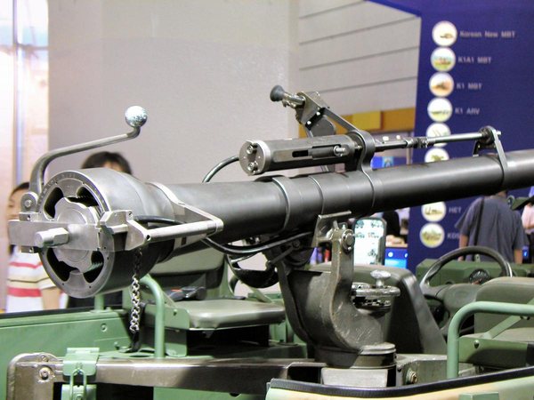 km424_106mm_recoilless_10_of_11