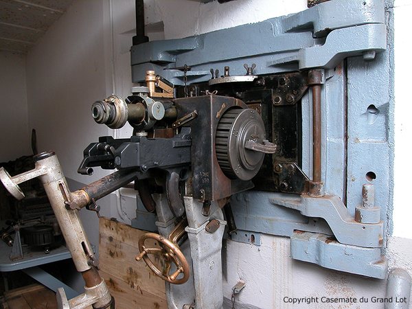 REIBEL-MAC31-a